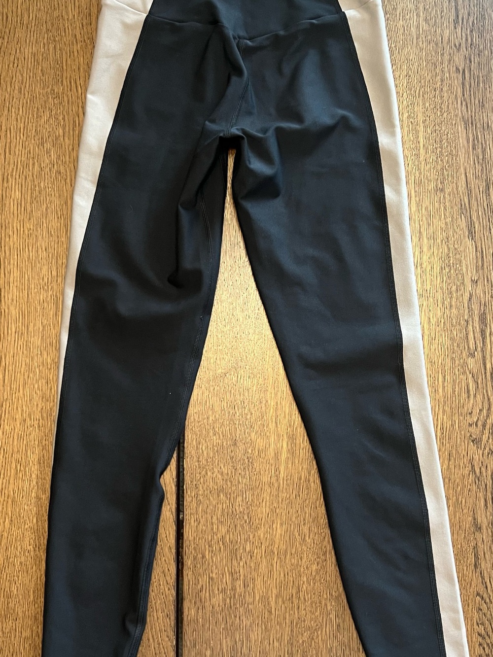YPB Abercrombie Leggings Womens Small Black Beige Colorblock High Rise 7/8 NWOT - Picture 2 of 6